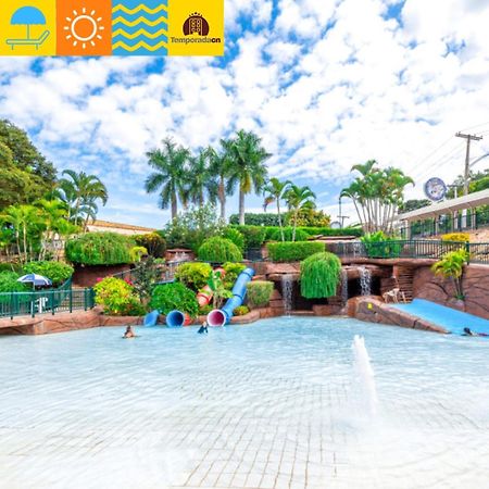 Piazza Com Acesso Ao Acqua Park Aparthotel Caldas Novas Eksteriør bilde