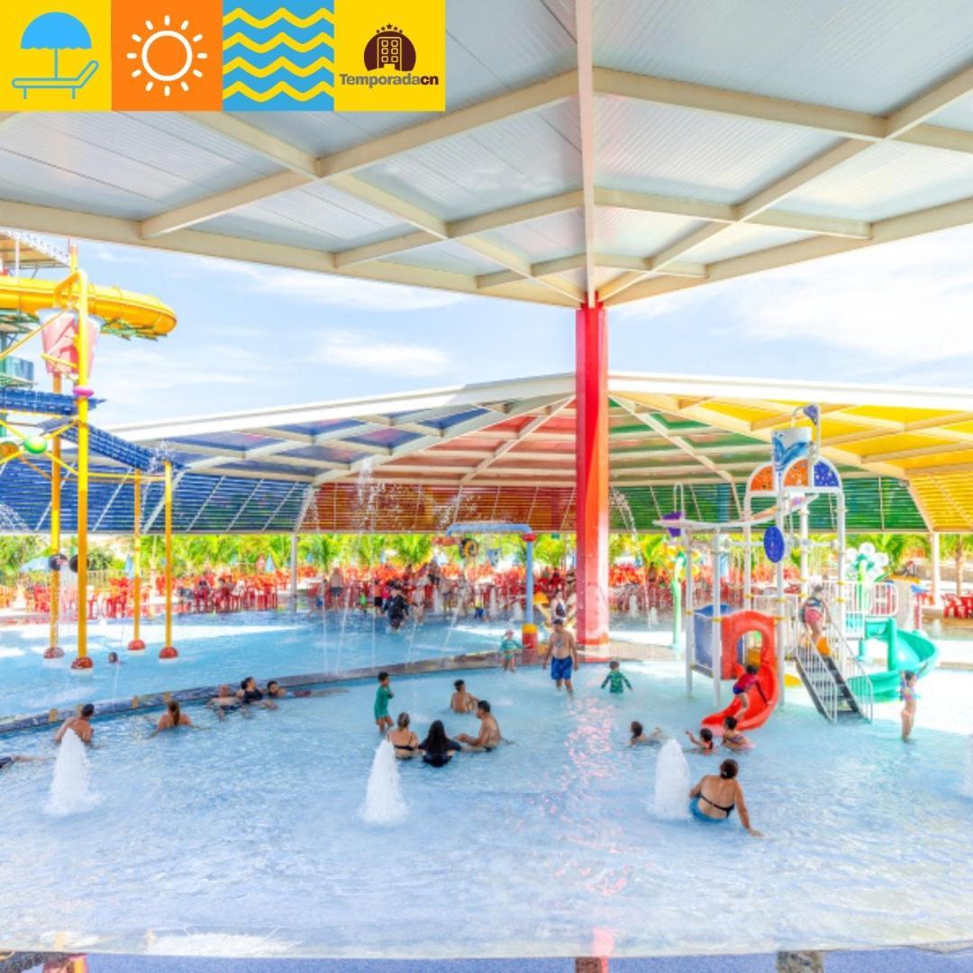 Piazza Com Acesso Ao Acqua Park Aparthotel Caldas Novas Eksteriør bilde